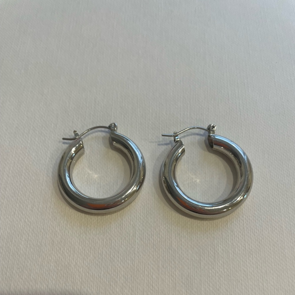 Medium Silver Chunky Hoops